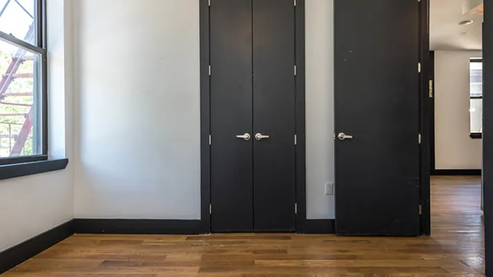 Rented by Nooklyn NYC LLC | media 25