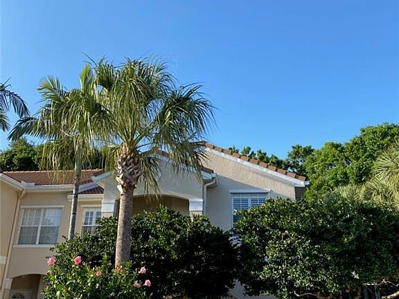 2nd image of 8370 Excalibur Cir APT J8