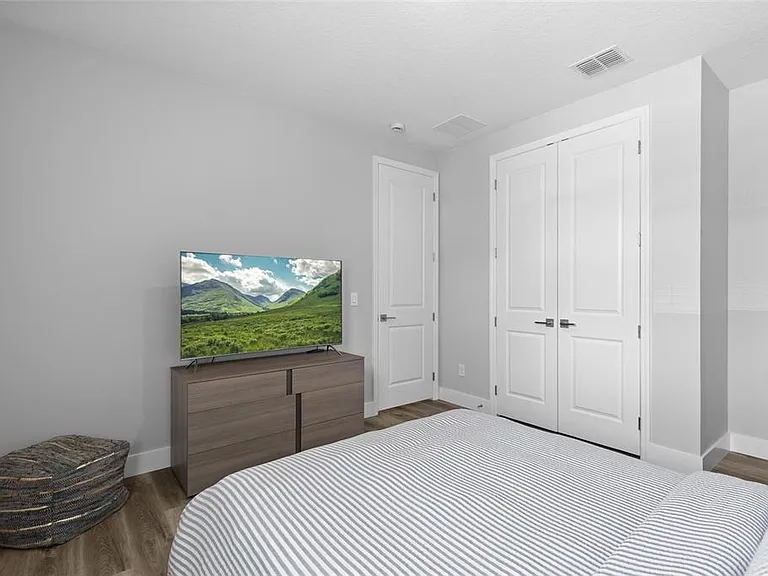 2205 Broadbrook Dr — Photo 25