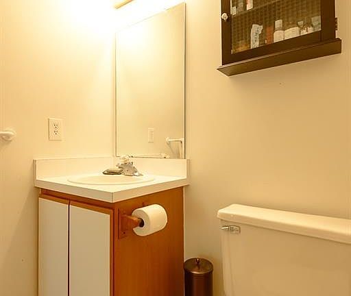 3rd image of 42551 Lilley Pointe Dr