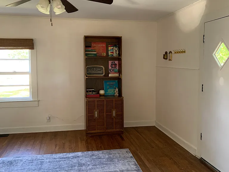 Creekview Dr — Photo 9