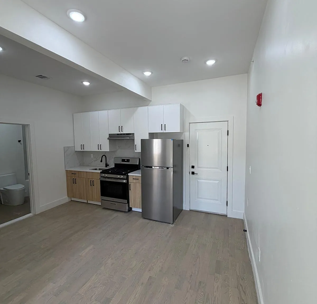 1 bed, $1,650 — Photo 3