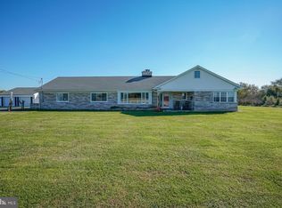 28 W Supawna Rd, Pennsville, NJ 08070