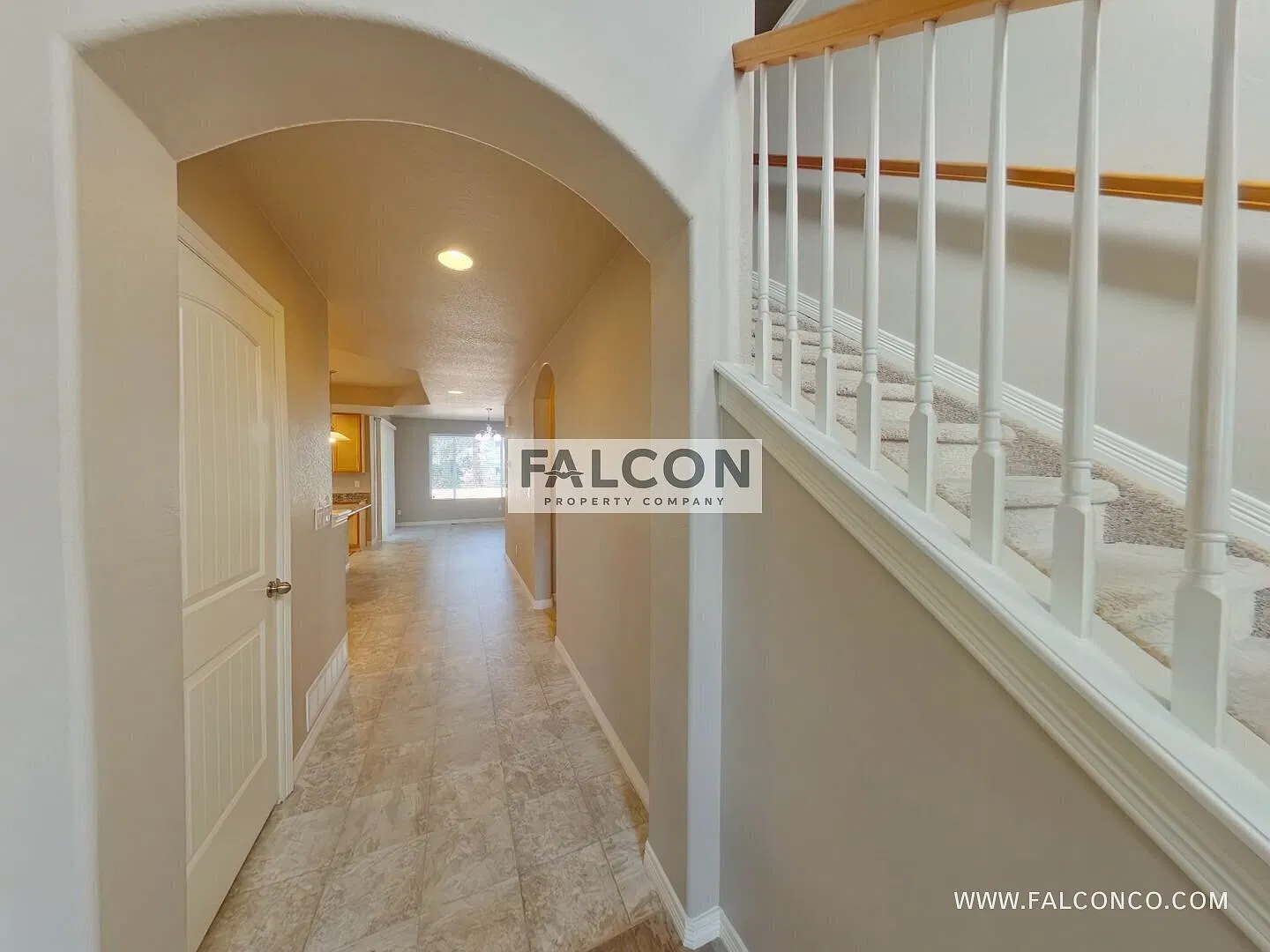 Elegant Home In Wilshire! — Photo 3