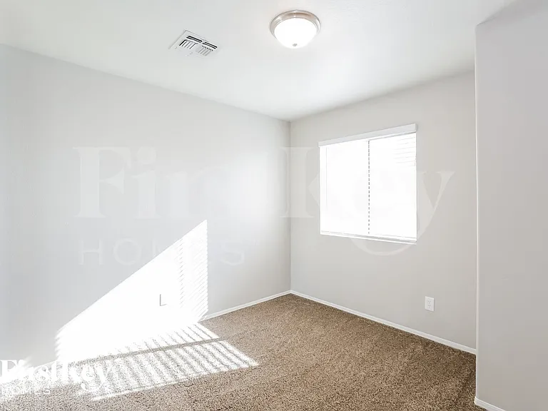 16136 W Desert Bloom St — Photo 11