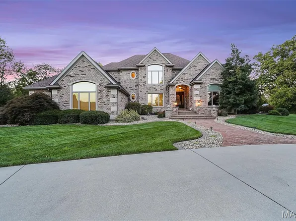 614 Lower Marine Rd, Troy, IL 62294