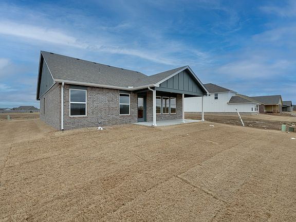 7th image of this home