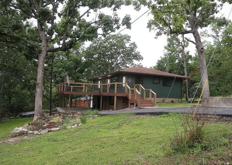 1st image of 103 Lincoln Ln