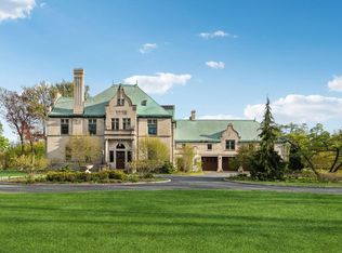 3432 North Lake DRIVE, Milwaukee, WI