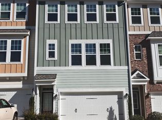 2819 Macbeth Ln, Apex, NC 27502