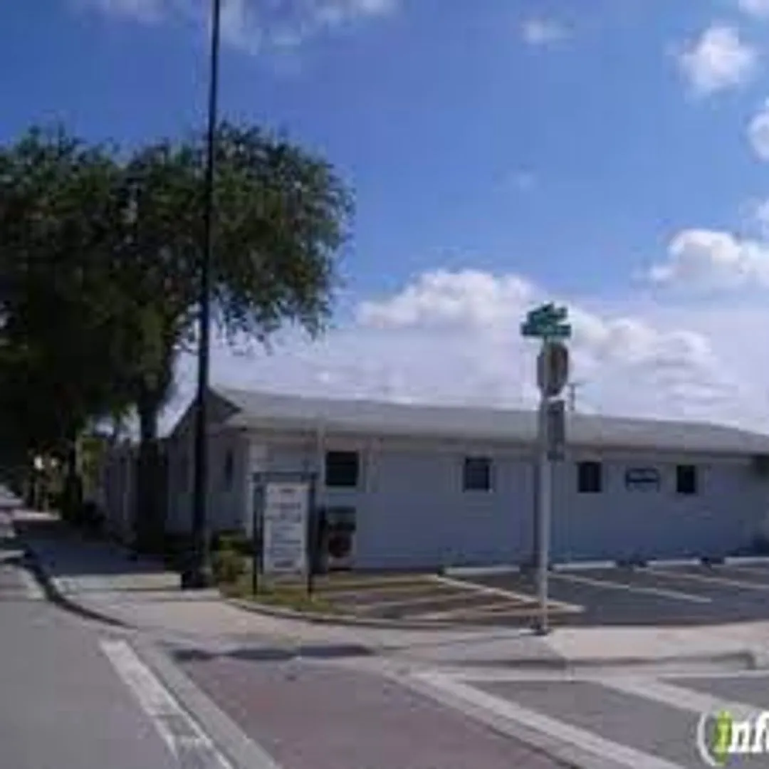 Hollywood Adams LLC — Photo 1