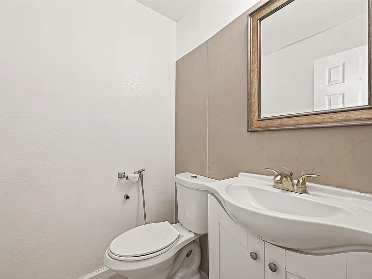 15707 Crooked Arrow Dr — Photo 7