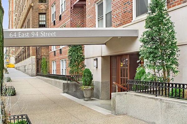 Sold by Compass | media 13