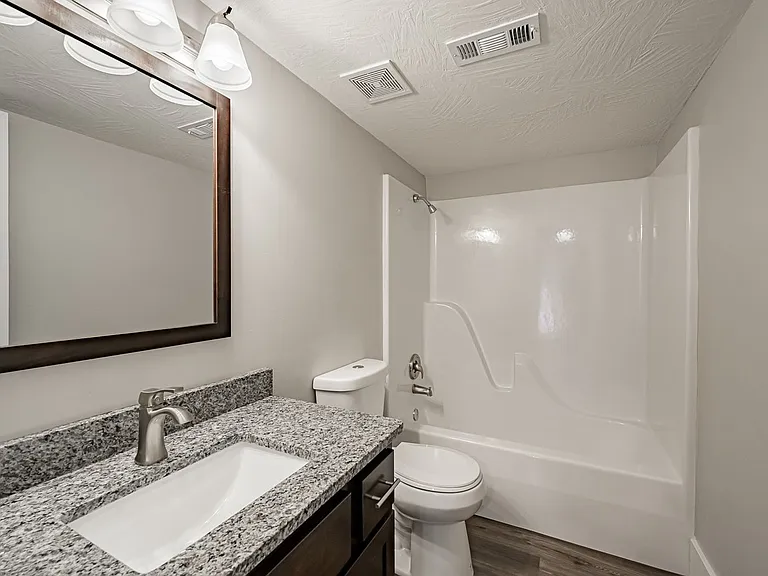 Montclair Point Condominiums — Photo 25