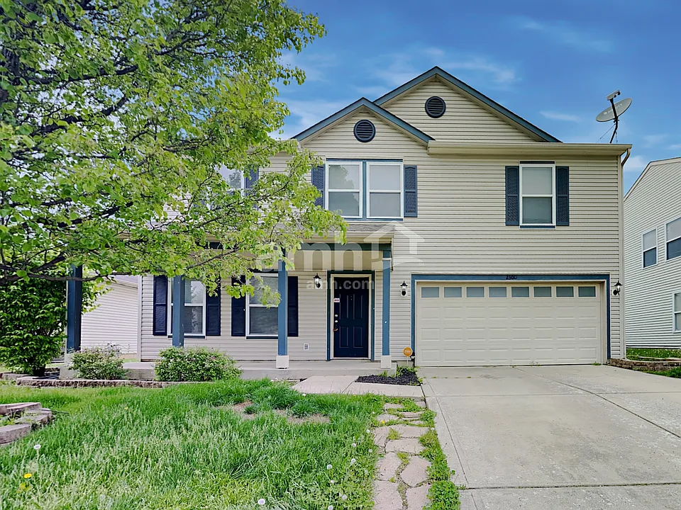 2300 Shadowbrook Dr