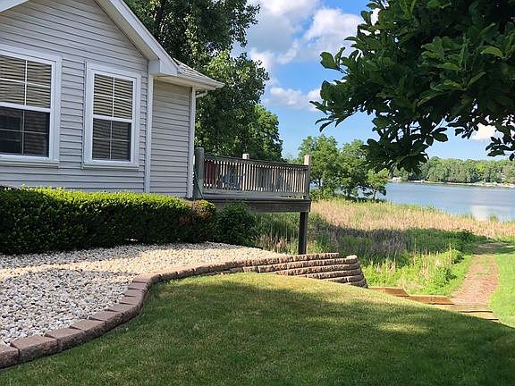 2nd image of 316 N Crooked Lake Ln