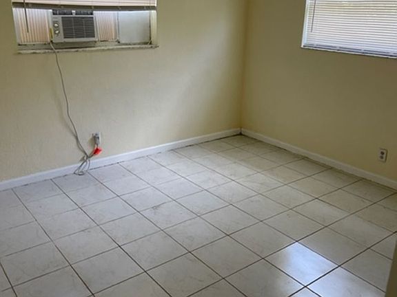 5th image of 1104 NW 5th Ave #3