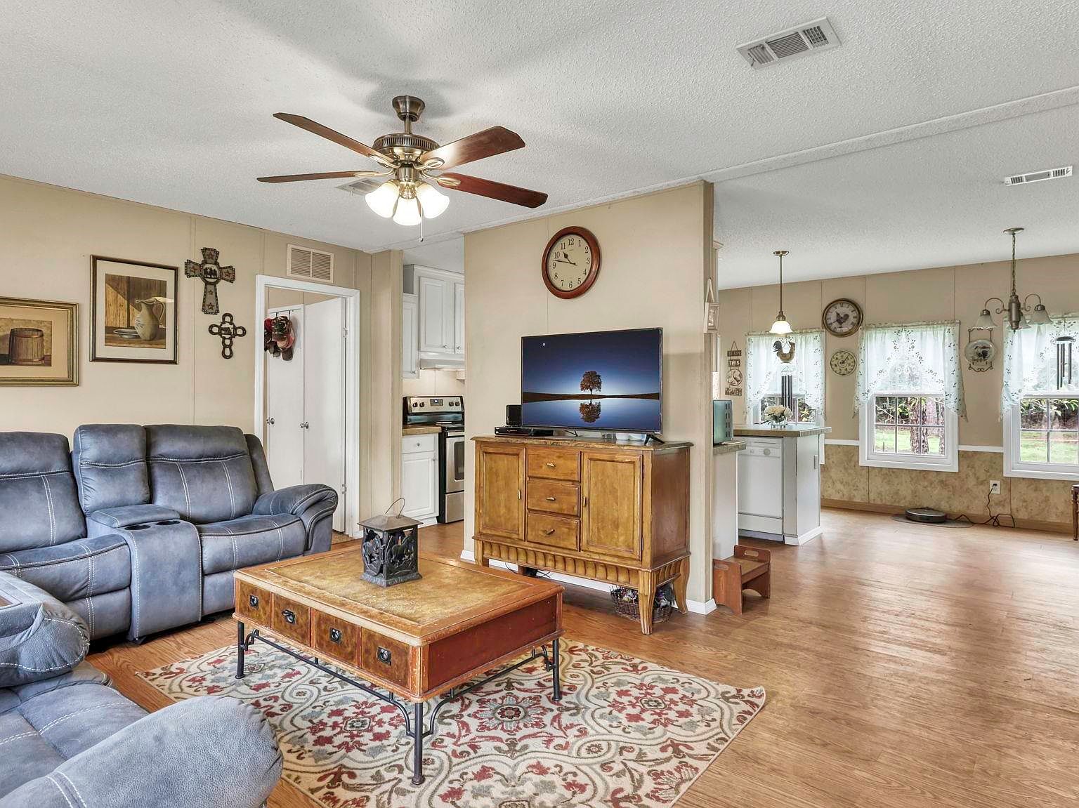 119 W Harbor Dr, Palatka, FL 32177 Zillow