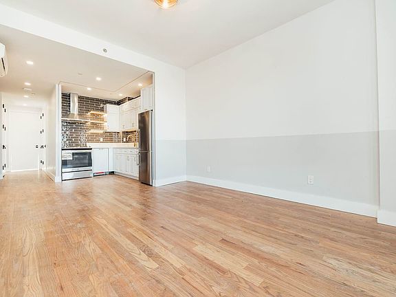 5th image of 115 Stanwix St #1404