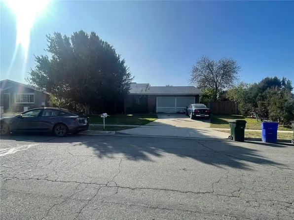 15861 Hawthorne Ave, Fontana, CA 92335