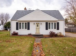 54541 29th St, South Bend, IN 46635