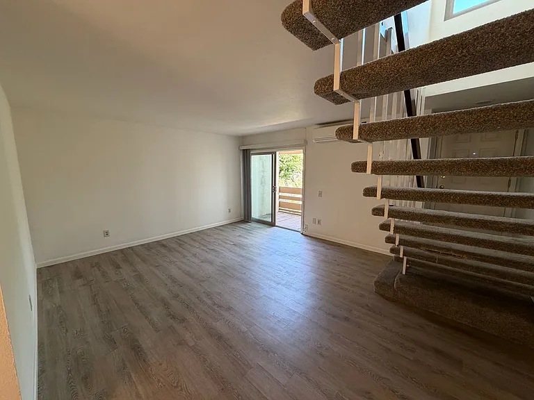 4098 Valeta St #386 — Photo 9