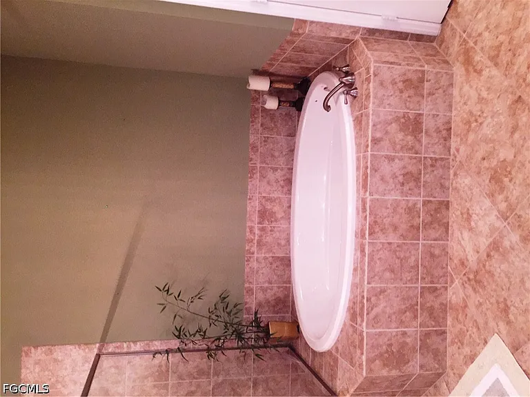16550 Goldenrod Ln #103 — Photo 11