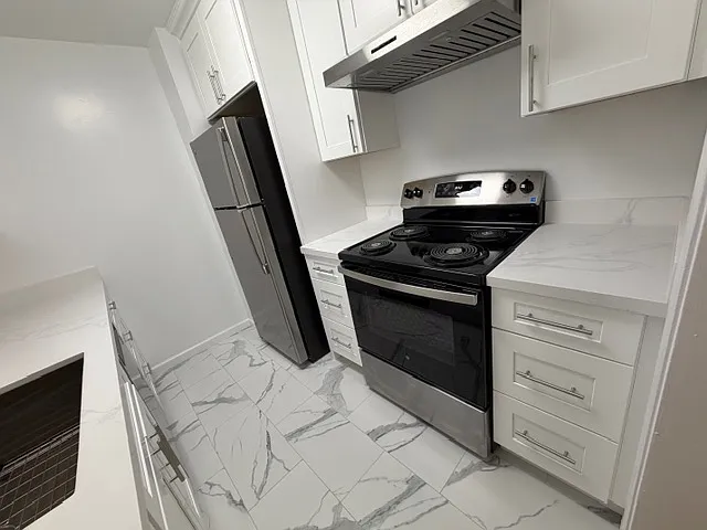 1320 Union St #B — Photo 5