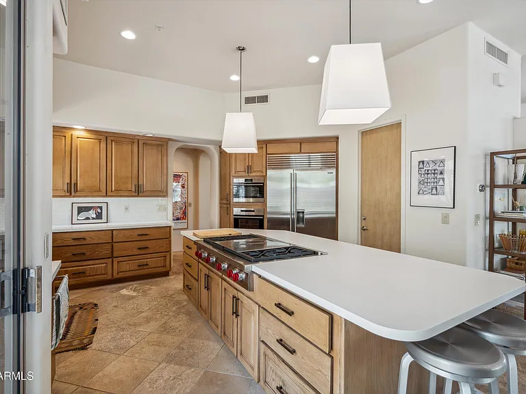 7466 E High Point Dr — Photo 13