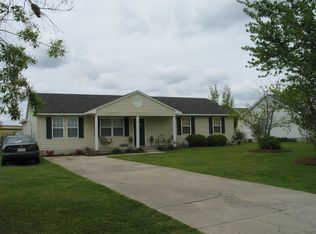 109 Mashburn Dr, Beaufort, NC 28516