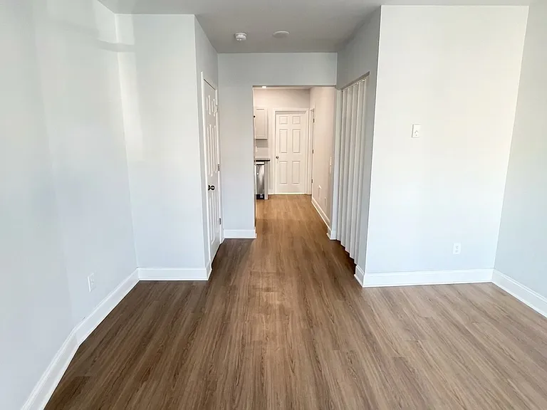 1726 S 53rd St #1 — Photo 6