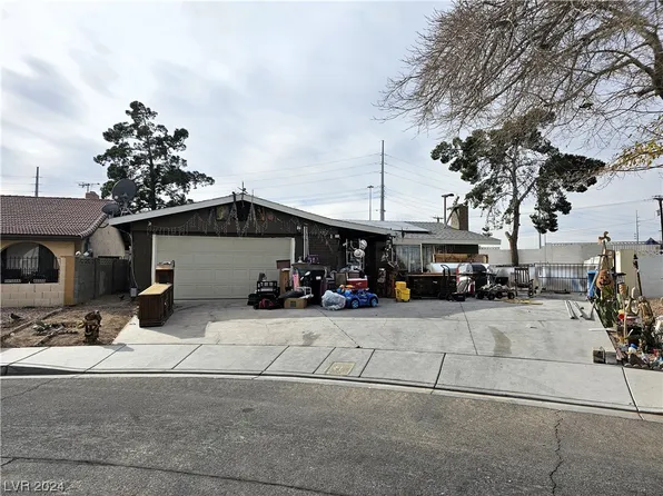 201 Horn St, Las Vegas, NV 89107