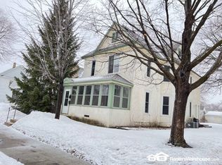 1915 Polk St NE #2, Minneapolis, MN 55418