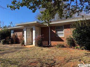 1182 Grove St N, Dahlonega, GA 30533