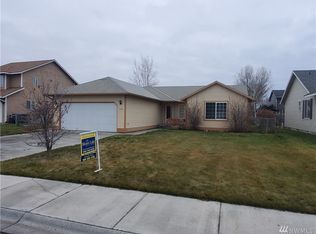 1355 E Sandpiper Cir, Moses Lake, WA 98837