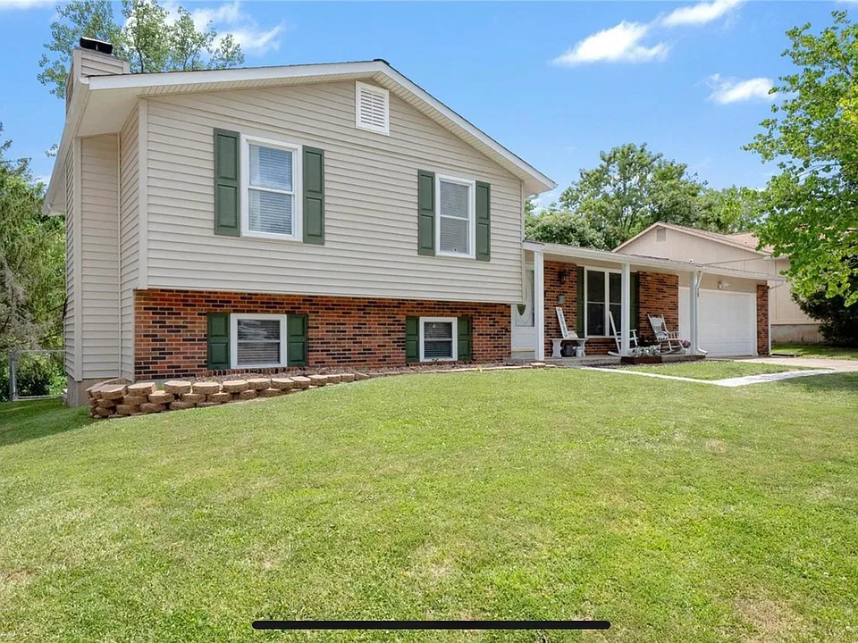 19 Country Creek Dr
