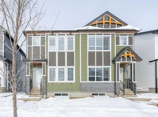 7370 202nd Ave SE, Calgary, AB T3S0E7