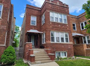 4820 W Roscoe St #BASEMENT, Chicago, IL 60641