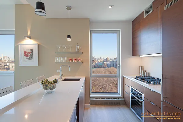 Rented by aptsandlofts.com | media 16