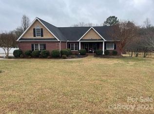 161 Burl Bridges Rd, Forest City, NC 28043