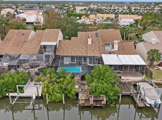 4111 Starfish Ln #6, Tampa, FL 33615