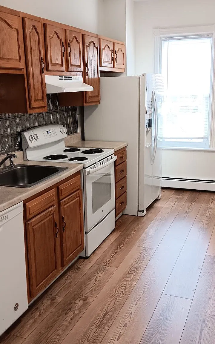 357 Church Street — Photo 2
