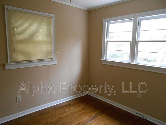4th image of 2 Meadors Ave