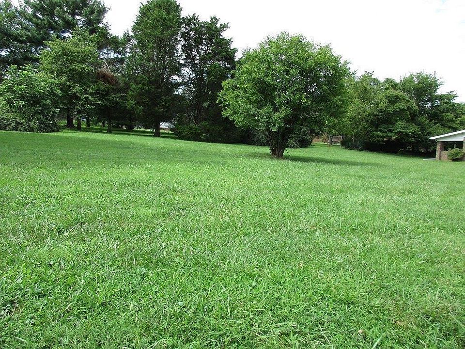 1st image of 303 N Brookhaven Dr