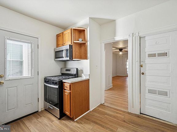 5th image of 77 N Keystone Ave