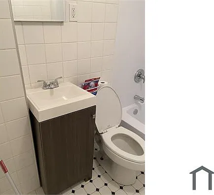 3 bed, $2,640 — Photo 3