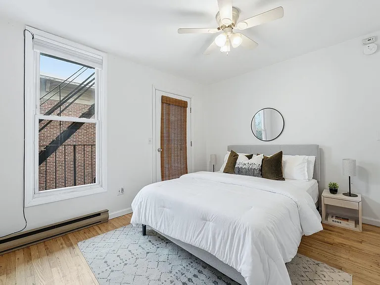 509 Monroe St #3L — Photo 9