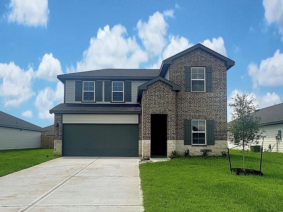 1st image of 2028 Woodlark Way