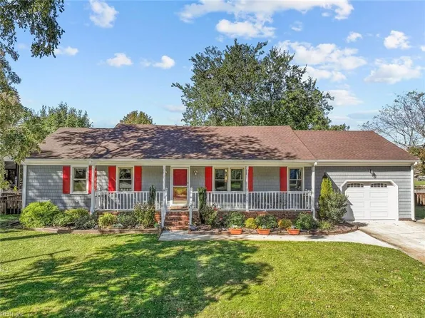 824 Cranston Dr, Chesapeake, VA 23320