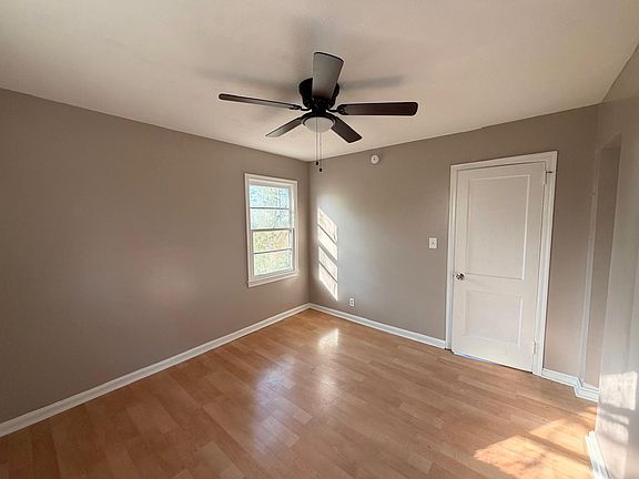5th image of 1963 Kitchens Rd